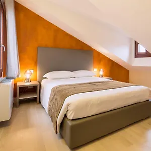  Apartment Charming Palace Corte Del Teatro Italy
