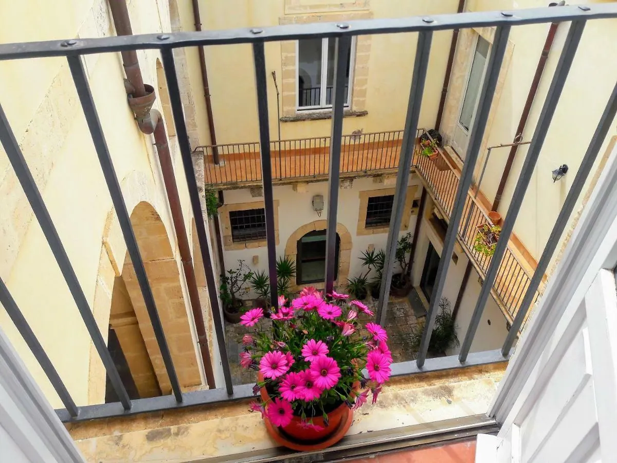 Incantevole Appartamento In Palazzo Storico Ortigia Syracuse 0*,