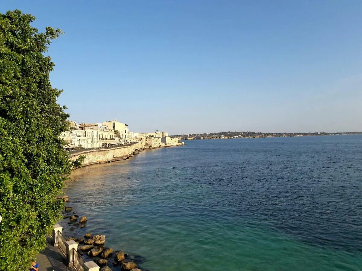 Incantevole Appartamento In Palazzo Storico Ortigia Syracuse